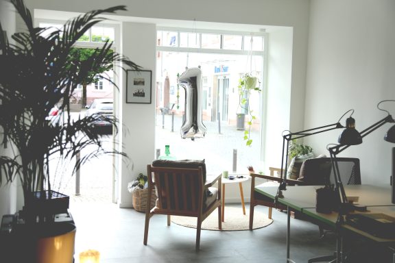 SCHEMA D Büro - Ottweiler Altstadt, Ladenlokal am Schlossplatz, Innenraum